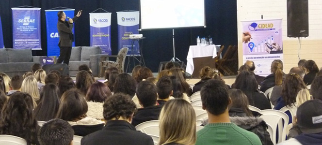 Mais de 500 pessoas participam do CIDEAD em Osório Mais de 500 pessoas participam do CIDEAD em Osório